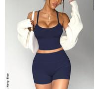 Set da 2 pezzi per donna con reggiseno sportivo e pantaloncini con schiena a X, realizzato in tessuto funzionale e minimalista per palestra/streetwear, con reggiseno modellante con imbottitura removib