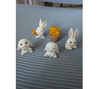 Set Da 4 Conigli Miniatura Peter Rabbit Toppers Per Torte In Resina Bianco