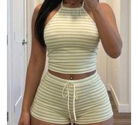 Set da due pezzi composto da un top a canotta in maglia giallo senape con texture e mini shorts, adatto per la primavera/estate, casual, da resort, stile boho, vestibilità slim. Ideale per uso quotidi