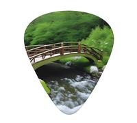 Set di 12 plettri per chitarra, comodi da tenere in mano, con bordi lisci, tre spessori da abbinare a Little Bridge in the East Picture