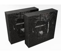 Set di 2 pannelli AbFuser - Pannelli acustici fonoassorbenti e diffusori | 50x50cm | Assorbimento - Diffusione - Riflessione | Piastre perforate colorate: [BINAR (120mm) | Plastica nera lucida]