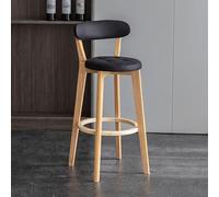 Set di 2 sgabelli da bar neri con rivestimento in ecopelle, gambe in legno massello, sedili imbottiti e poggiapiedi, perfetti per isole da cucina o aree da pranzo.