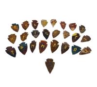 Set di 25 pietre preziose in agata in stile vichingo storico - Futhark vecchio (Elder Futhark) - Forma decorativa in pizzo tagliato a mano - con sacchetto di velluto e scheda descrizione, realizzato a