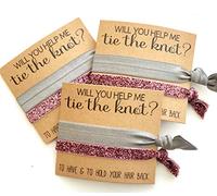 Set di 5 elastici per capelli con scritta "Will You Help me Tie the Knot" (lingua italiana non garantita)