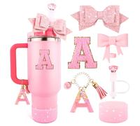 Set di accessori rosa per bicchieri Stanley da 880,5 g e 1134 g con manico, ciondoli a forma di lettera, copertura in paglia con fiocco e diamante, stivali in silicone glitterato, adesivo