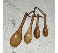 Set di misurini in legno di acacia e faggio per la cottura casalinga di caffè e miele ricette con segni incisi e cinturino in pelle (2 cucchiai)
