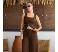 Set di top a gilet e pantaloni a gamba ampia in texture di lino marrone, adatto per la primavera/estate 2026, festival musicali, Pasqua, San Patrizio, San Valentino, appuntamenti, stile occidentale, n