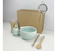 Set per Tè Matcha, Set Frullino per Matcha, Kit per Preparare il Tè 6 Pezzi con Ciotola Smaltata Cristallina, Frullino in Bambù, Porta Frullino, Misurino, Cucchiaio e Setaccio, Diversi Colori