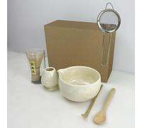 Set per Tè Matcha, Set Frullino per Matcha, Kit per Preparare il Tè 6 Pezzi con Ciotola Smaltata Cristallina, Frullino in Bambù, Porta Frullino, Misurino, Cucchiaio e Setaccio, Diversi Colori