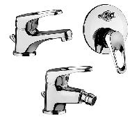 Set Rubinetti Piralla per lavabo e bidet con scarico automatico e doccia incasso con deviatore serie Naomi cromato