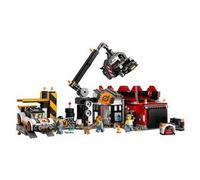 Lego city 60472 sfasciacarrozze con auto, giocattolo con 2 macchine, ricambi, gru, crusher e 4 minifigure, giochi bambini 8+