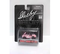 Shelby Collectibles 1/64 Shelby Cobra 427 S/S Rosa Con Strisce Bianche (B1)