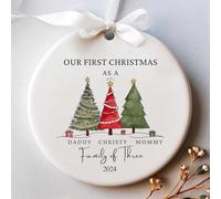 SHENGBEIDZ Ornamento Natalizio Personalizzato in Ceramica, Regali di Nozze per Coppie 2025 - Decorazione per Il Primo Natale da Sposati, Regalo Decorativo per L'Albero di Natale(Style 3)