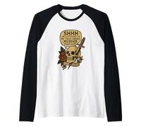 Shhh I’m Listening To True Crime Podcasts Distressed Design Maglia con Maniche Raglan