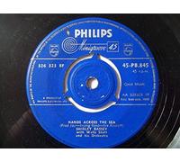 Shirley Bassey - SHIRLEY BASSEY Hands Across The Sea / As I Love You 7" 45