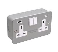 SHPELEC Presa con interruttore a 2 bande 13A con porte USB A e C, doppia presa resistente, grado industriale, rivestimento in acciaio, standard UK (USB tipo A e C), confezione da 1