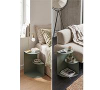 Sidetable SLOPE dal design minimal e moderno Dimensioni 37x38xh 50 cm che può essere utilizzato sia come tavolino di servizio lato divano sia come semplice comodino colore Eucalipto