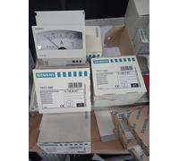 SIEMENS 7KT1020 AMPEROMETRO ANALOGICO 0-150A PER TA...5A 4 MODULI DIN NUOVO