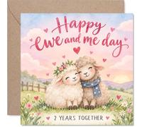 Simpatico biglietto di auguri per il 2° anniversario, Happy Ewe and Me Day | Acquerello pecora coccole in un prato pieno di cuore, stravagante celebrazione di 2 anni, quadrato 145 mm, busta inclusa