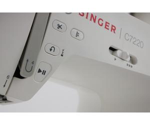 SINGER C7225