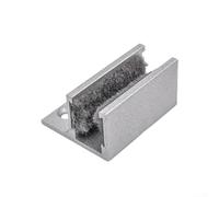 Sistema di guide per porte scorrevoli con design a scanalatura incassata, riduce il rumore di funzionamento fino all'80% per una funzionalità fluida