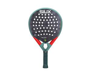 Siux Trasforma il tuo gioco con TRILOGY PRO Racchette da padel Sei pronto a portare il tuo gioco a un nuovo livello? Con le racchette da padel TRILOGY PRO di Siux, progettate per i giocatori di torneo