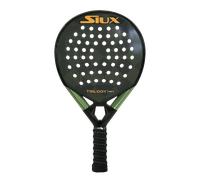 Siux Precisione e potenza perfettamente combinate La Siux Trilogy Pro 5 è la scelta ideale per i giocatori che cercano il massimo controllo e la massima potenza. Grazie al suo comportamento di gioco e