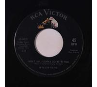 SKEETER DAVIS - what am i gonna do with you / don't let me stand in your way