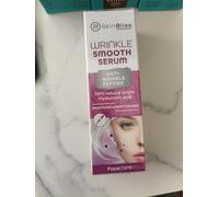 SkinBliss Wrinkle Smooth Serum Vegan Face Siero con peptidi anti-rughe, vitamina E naturale per idratare la pelle, 30 ml