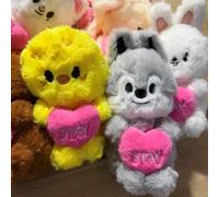 SKZ K-POP STAY Stray.Cute Peluche - Giocattolo a forma di cuore in stile anime. La scelta perfetta per un regalo di laurea, un regalo di compleanno, un regalo o un regalo di Natale. Maialino Rosa,Coni