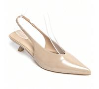 Slingback con scarpine a punta piccola talon: eleganza e comfort quotidiano Il tocco perfetto, la silhouette minimalista, le scarpine slingback, il petit talon. Aisance tout en conservant une allure c