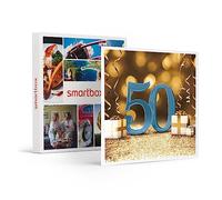 smartbox - Cofanetto Regalo per Uomo o Donna - Buon 50 Compleanno! - Idee Regalo Originale - 1 Soggiorno, 1 Cena, 1 Trattamento Benessere o 1 attività Sportiva da 1 a 4 Persone