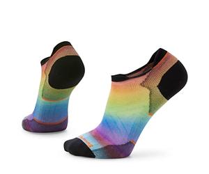 Smartwool Run Zero Cushion Pride Rainbow Print Low Ankle Socks - Calzini Bassi alla Caviglia Run Zero Cushion Pride con Stampa Arcobaleno, SW0020811501004
