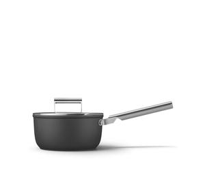 Smeg Casseruola a un manico con coperchio, 50's style, ø 20 cm, nero Casseruola a un manico con coperchio, 50's style, ø 20 cm, nero