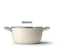 Smeg, Casseruola Antiaderente CKFC2411CRM con Coperchio Incluso, Diametro 24 cm, Maniglie Laterali in Acciaio Inox, Per Tutti i Piani Cottura, Fino a 250° in Forno, Capacità 4,6L, Panna
