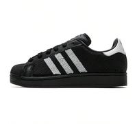 Sneaker Adidas Superstar II W, scarpe casual comode e leggere, modello basso JH7098 per donna Da oltre 50 anni, la serie di scarpe adidas Superstar incoraggia coloro che osano tracciare la propria str