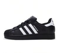 Sneaker basse unisex Superstar II, scarpe casual sportive confortevoli e traspiranti, JI0079 Le adidas Superstar tornano con gloria. Indossali e tuffati in 50 anni di sport e moda di strada. Ispirata