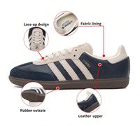 Sneaker casual leggera e comoda, modello SAMBA OG, da donna Le adidas Samba hanno lasciato il segno sui campi da calcio indoor ben prima di approdare sulle strade. Questa sneaker classica presenta una
