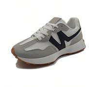 Sneakers con plateau comode ed eleganti da donna di JZ Brothers Pensate per la donna moderna che cerca comfort e versatilità, queste sneakers con plateau sono il complemento perfetto per look casual, 