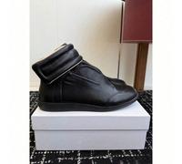 Sneakers da donna europee e americane alla moda del 2026, scarpe basse, scarpe rosse e nere alla moda, stivali bianchi casual, scarpe da uomo classiche e versatili in vera pelle, scarpe sportive basse