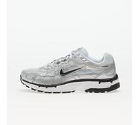 Nike FD9876-101 P-6000 Donna, White/Black-Metallic Silver EU 38.5