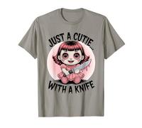 Solo un Cutie Con Un Coltello Creepy Doll Maglietta