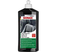 SONAX Detergente per pelle per interni auto (500 ml) con protezione UV | Pulisce, nutre e sigilla pelle liscia, similpelle e pelle vegana. Con cera d’api, profumo di cuoio e idrorepellente