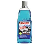 SONAX XTREME Shampoo auto concentrato 2 in 1 (1 L) anche per wrapping | Shampoo per auto con asciugatura rapida senza aloni. Adatto a superfici verniciate, metallo, vetro, plastica e gomma.