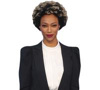 Sonequa Martin-Green (Skirt) Ritaglio di buddy a metà corpo