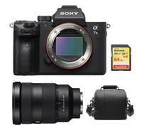 SONY A7 III + SEL 24-70MM F2.8 GM + scheda SD da 64 GB + borsa per fotocamera