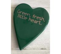 SOTTOPENTOLA CERAMICA A CUORE VERDE 20,5X15X2 CM