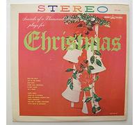 Sounds of a Thousand Strings plays for Christmas