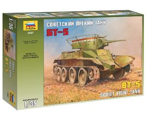 Soviet Light Tank Bt-5 1:35 Plastic Model Kit ZVEZDA
