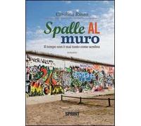 Spalle al muro